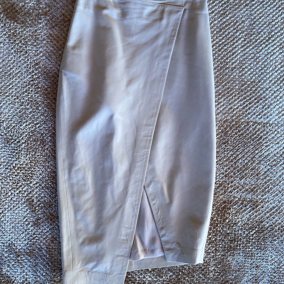 Zeynep Arcay Leather Midi Asymmetric Skirt White sz 0 - Picture 2 of 4